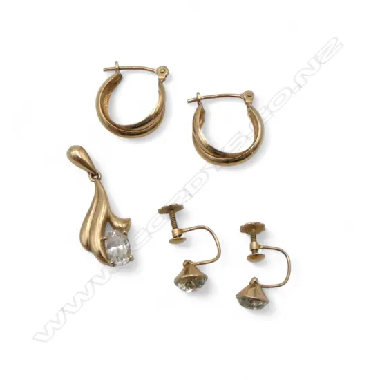 2 PRS 9ct GOLD EARRINGS + PENDANT some gem set 2.9gms