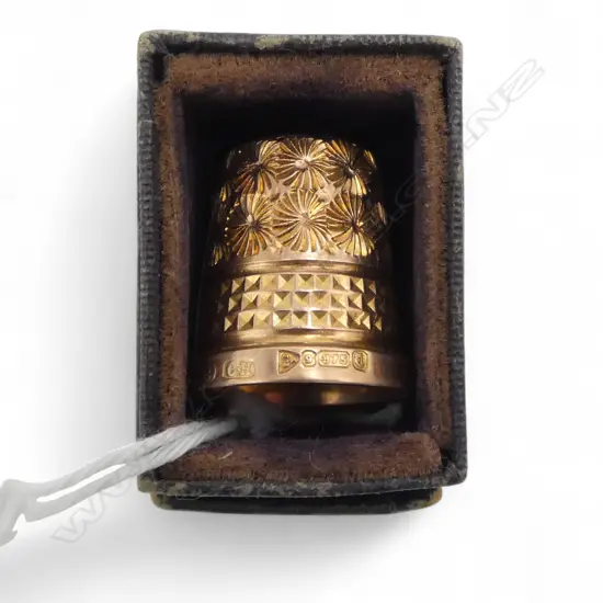 9ct GOLD CHARLES HORNER THIMBLE  Chester 