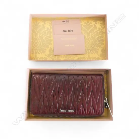 MIUMIU MATELASSE ZIP WALLET BORDEAUX RED LEATHER W.195mm BOXED