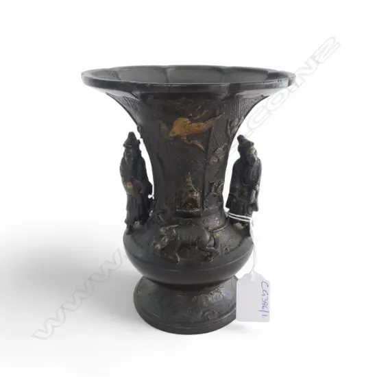 CHINESE ARCHIAC STYLE BRONZE VASE H.170mm