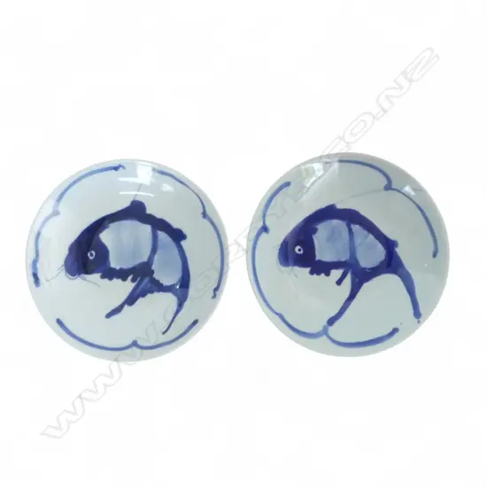 2 CHINESE B/W BOWLS Dia.230mm