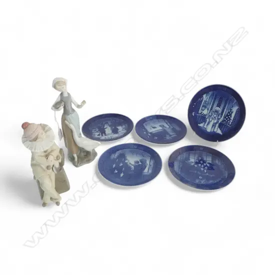 2 LLADRO FIGURES (FAULTS) + 5 ROYAL COPENHAGEN PLATES Dia.180mm