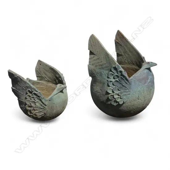 GRADUATED PR N.Z. STUDIO POTTERY BIRD FORM VESSELS by Peter Oxborough H.260/235mm