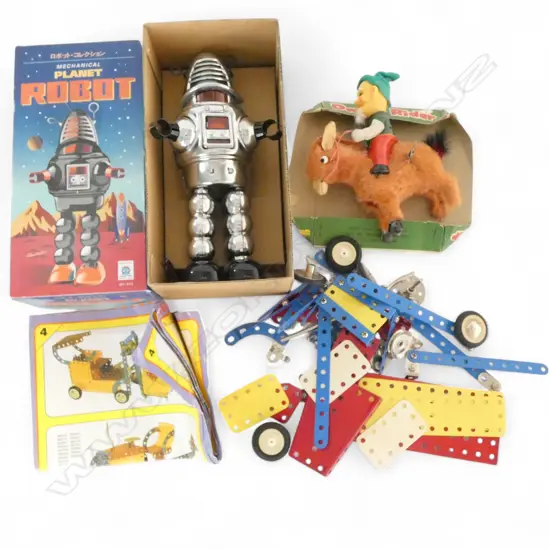 BOXED ROBOT & DWARF DONKEY RIDER + MECCANO