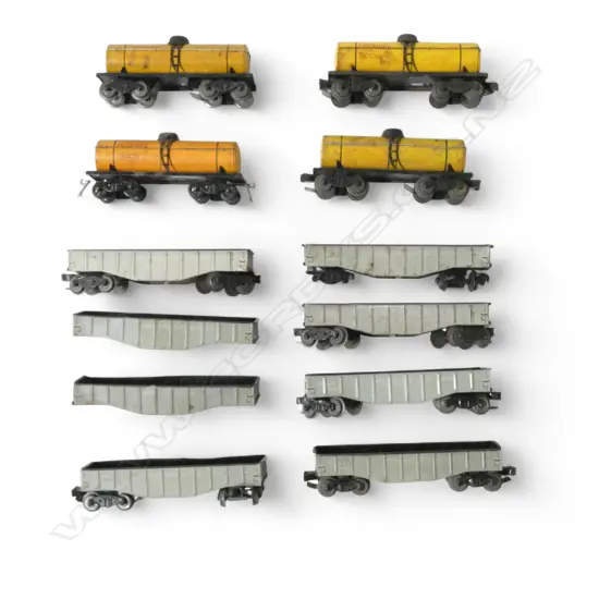 5 O GAUGE SAKAI CARRIAGES & 3 NEEDING REPAIR WITH 4 FUEL CARRIAGES