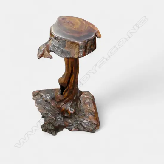 A SWAMP KAURI OCCASIONAL TABLE 740 mm (H)