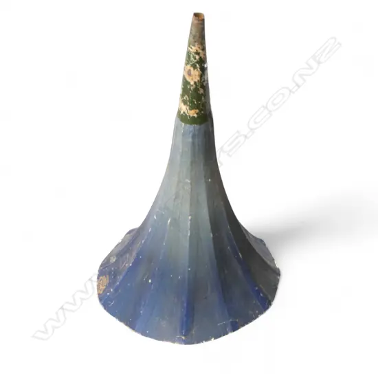 VINTAGE GRAMOPHONE HORN H.700mm