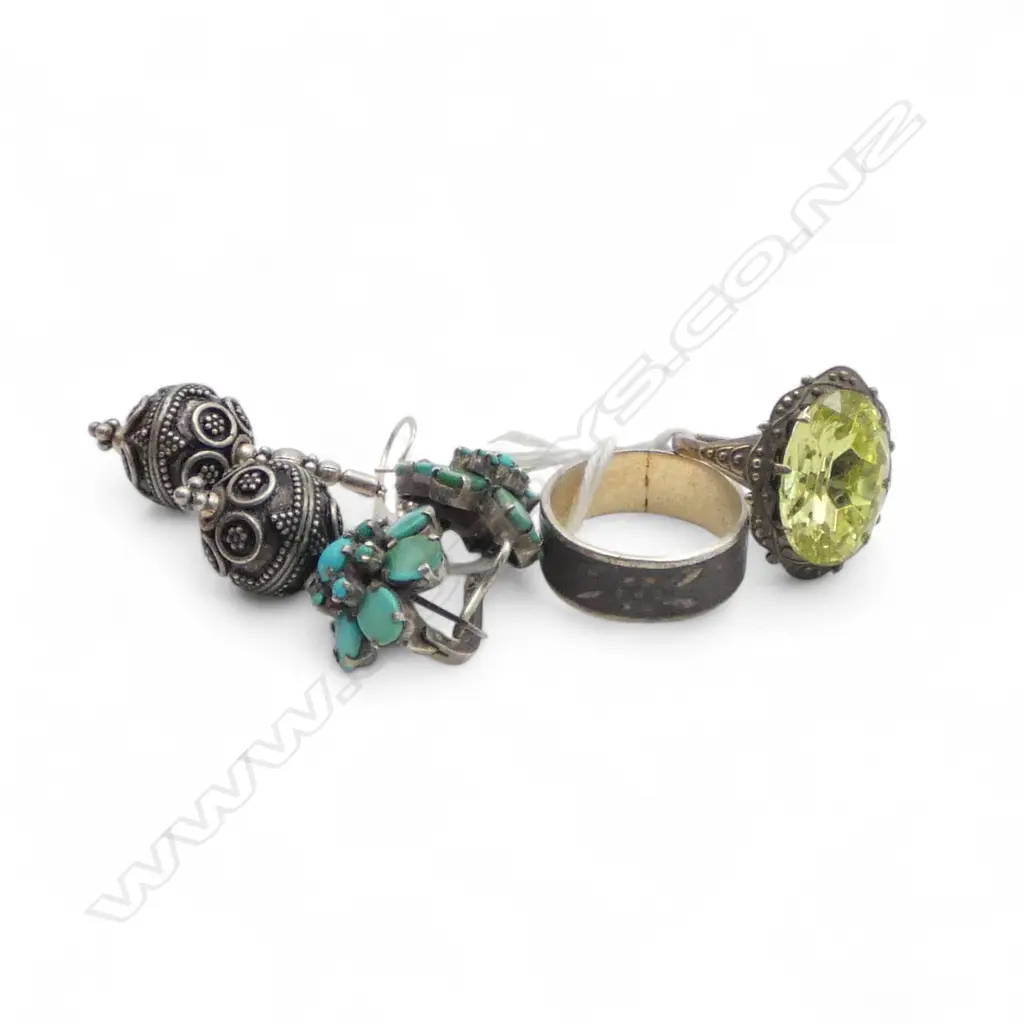 2 PAIRS of FANCY SILVER EARRINGS + 2 RINGS Image 1++