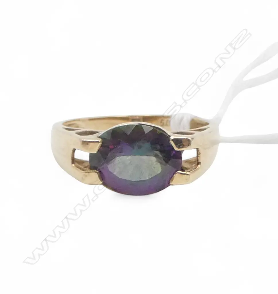 9ct GOLD RING facetted mystic topaz 3.44gms Image 1++