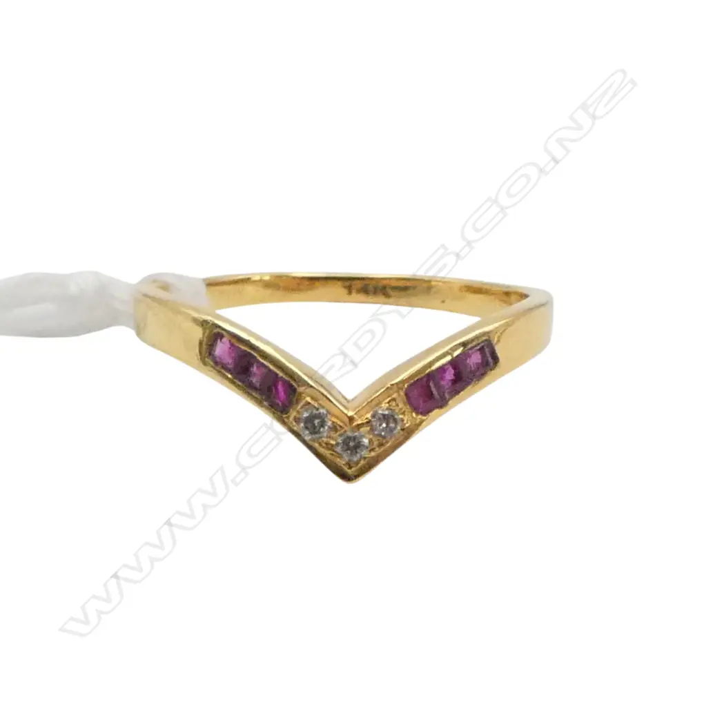 14ct DIAMOND RUBY RING Image 1++