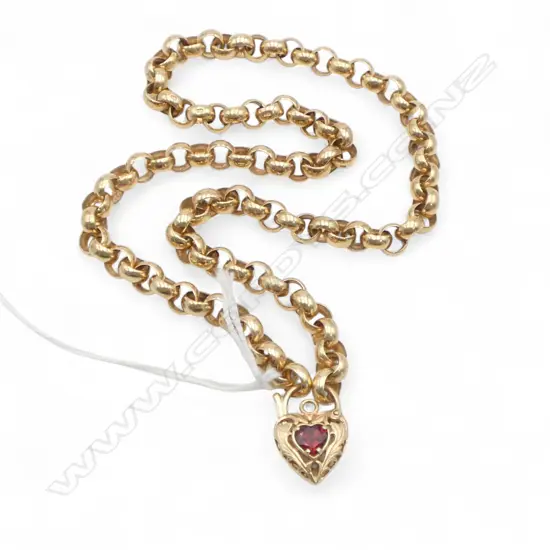 9ct GOLD CHAIN L.450mm w. GARNET LOCKET 31.3gms