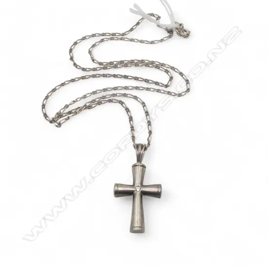 SILVER CROSS PENDANT on SILVER CHAIN