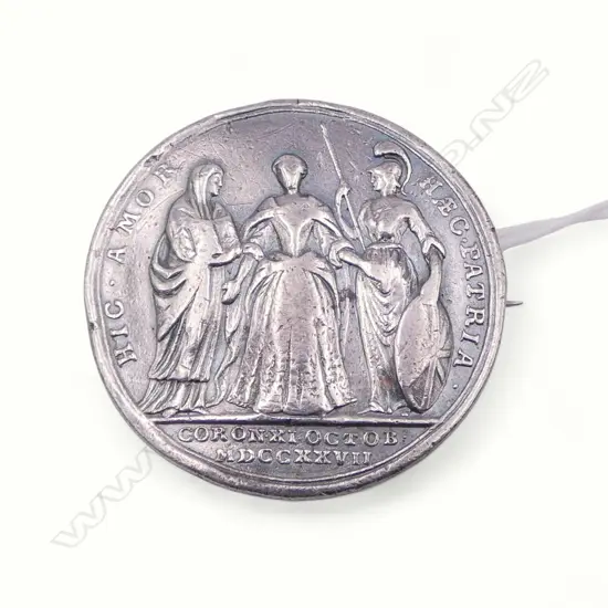 SILVER BROOCH, 18thC MEDAL CORONATION QUEEN CAROLINE, 19.38gm