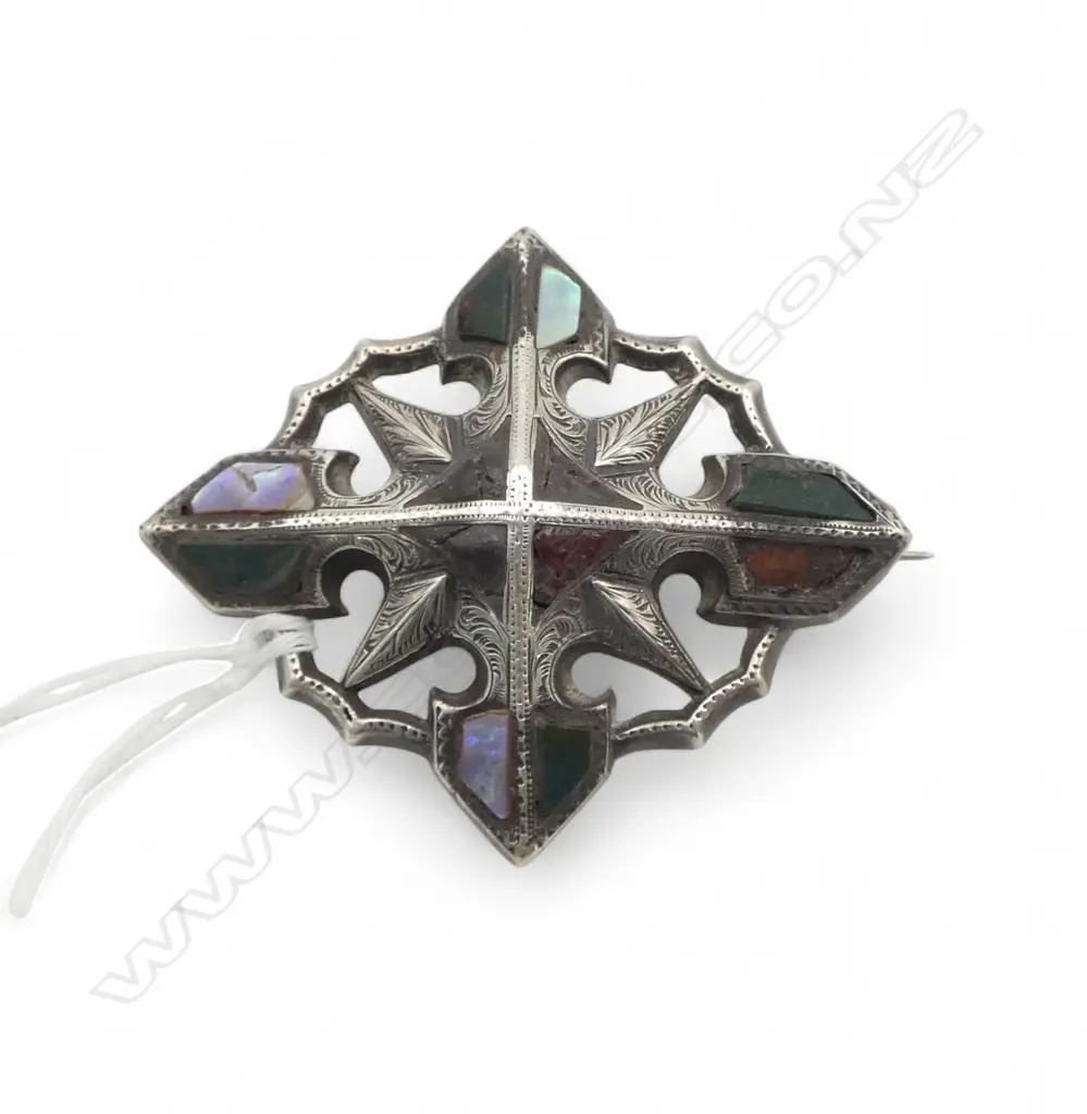 Late Victorian silver pierced & Inlaid abalone brooch Image 1++