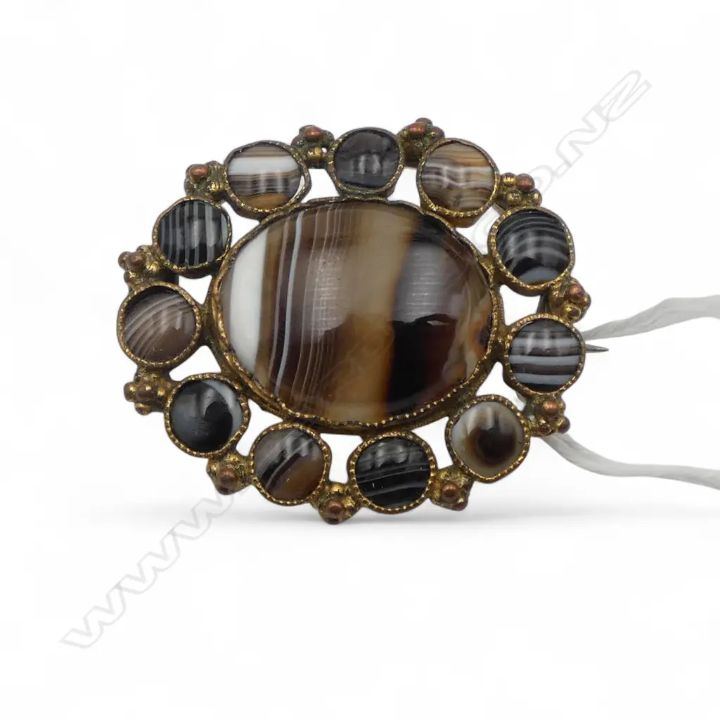 rolled gold 1800's agate brooch Image 1++