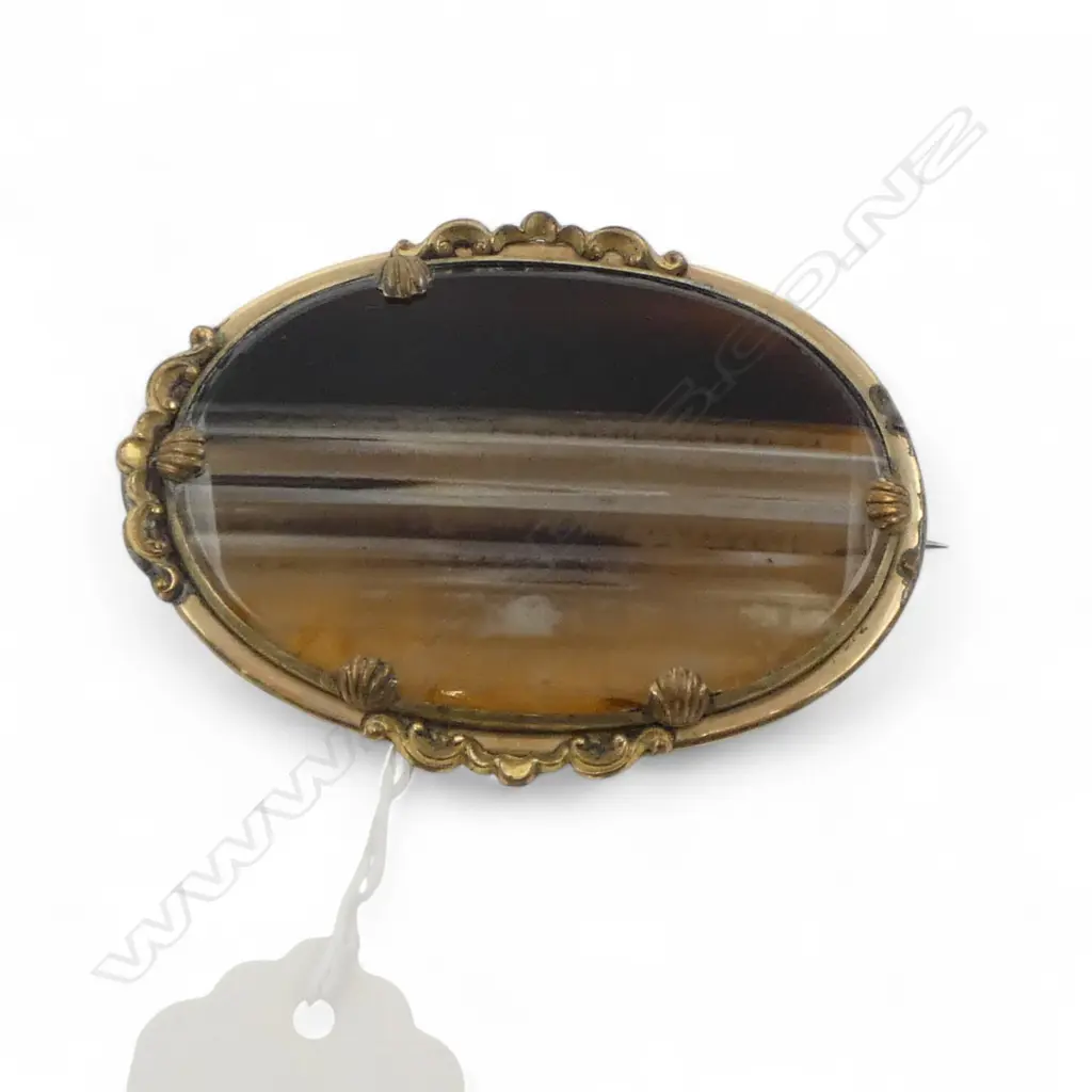 Rolled gold Victorian agate brooch missing part scroll work Image 1++