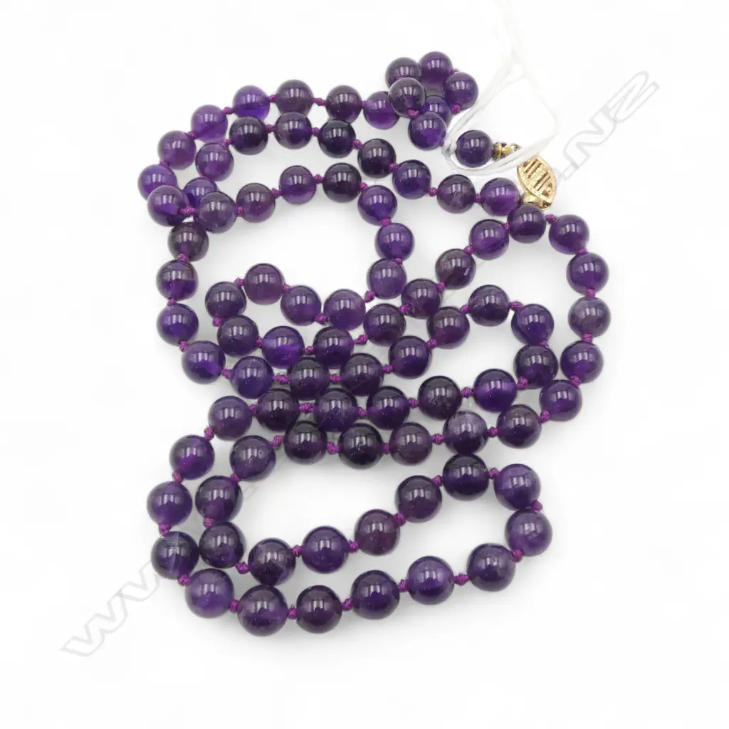 AMETHYST BEAD NECKLACE WITH 14CT GOLD CLASP Image 1++