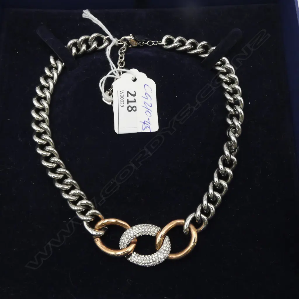 Swarovski boxed necklace. Gem set. Plated. Image 1++