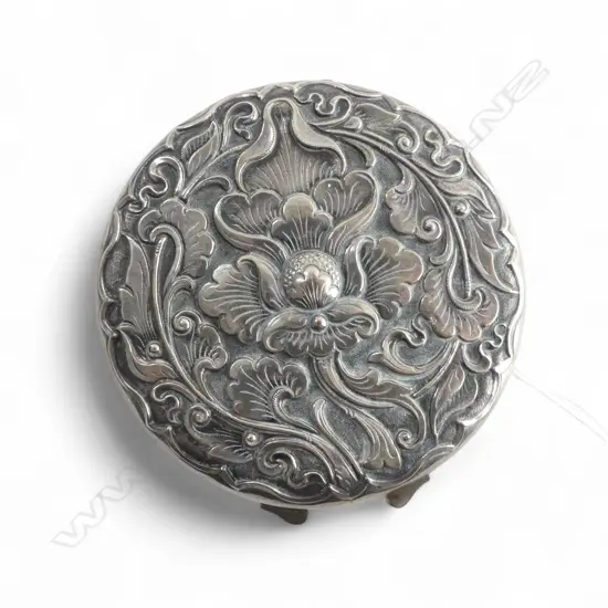 CONTINENTAL 800 SILVER POWDER COMPACT,  ART NOUVEAU DESIGN, INTERNAL MIRROR, stamped 800 & mark to rear, 122.35gm