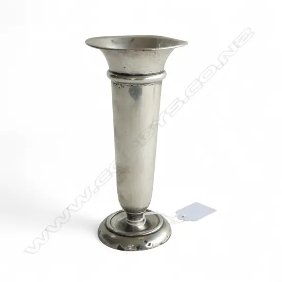 STG SILVER VASE, B'HAM 1927 H.155mm, 60gms FAULTS