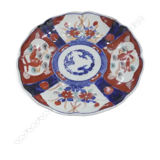 c1900 IMARI PLATE Dia.225mm small chip to rim