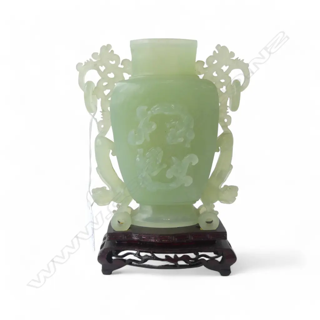 ORIENTAL CHRYSOPRASE VASE ON STAND H.165mm Image 1++