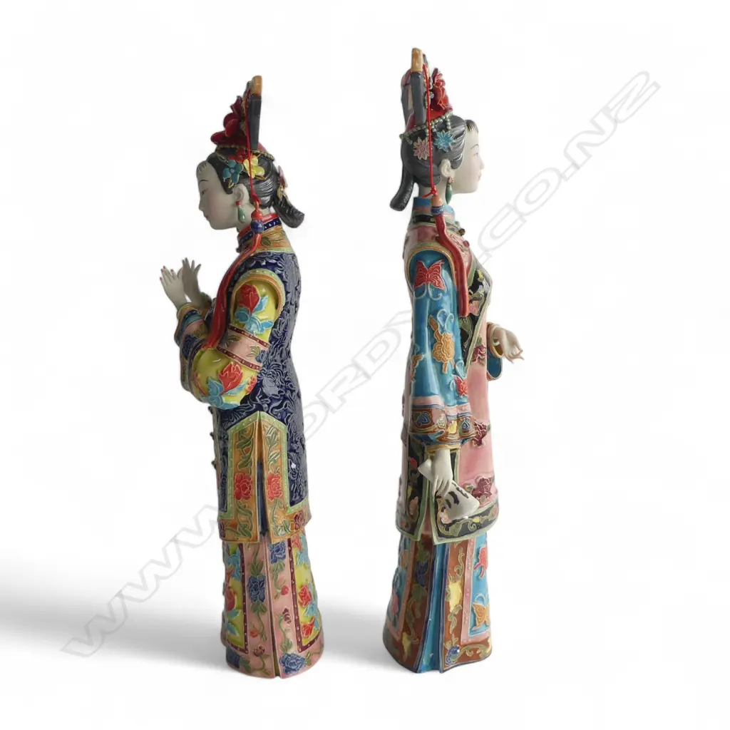 A PAIR OF CHINESE SHIWAN FIGURINES DEPICTING QING DYNASTY WOMEN 360 mm (H) each   Image 1++
