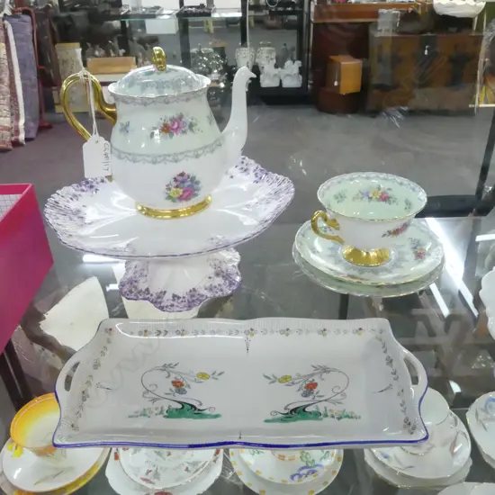 SHELLEY CHINA TEAPOT MATCHING CSP SHELLEY COMPORT & SANDWICH PLATE