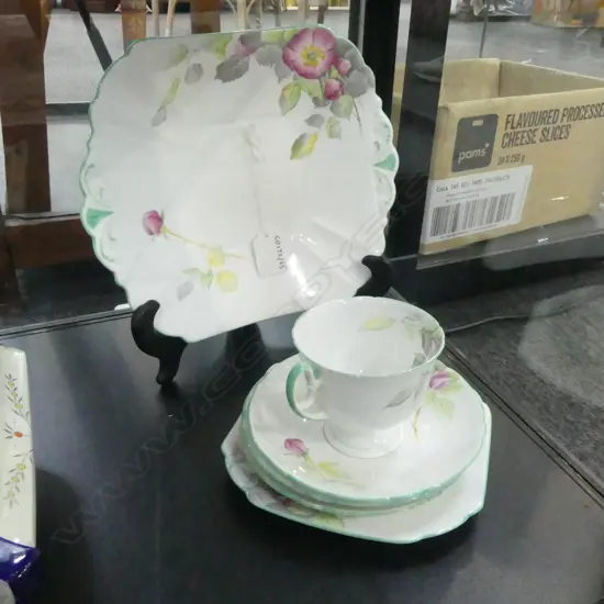 SHELLEY CHINA CAKE PLATE CSP & 2 SAUCERS FLORAL DESIGN