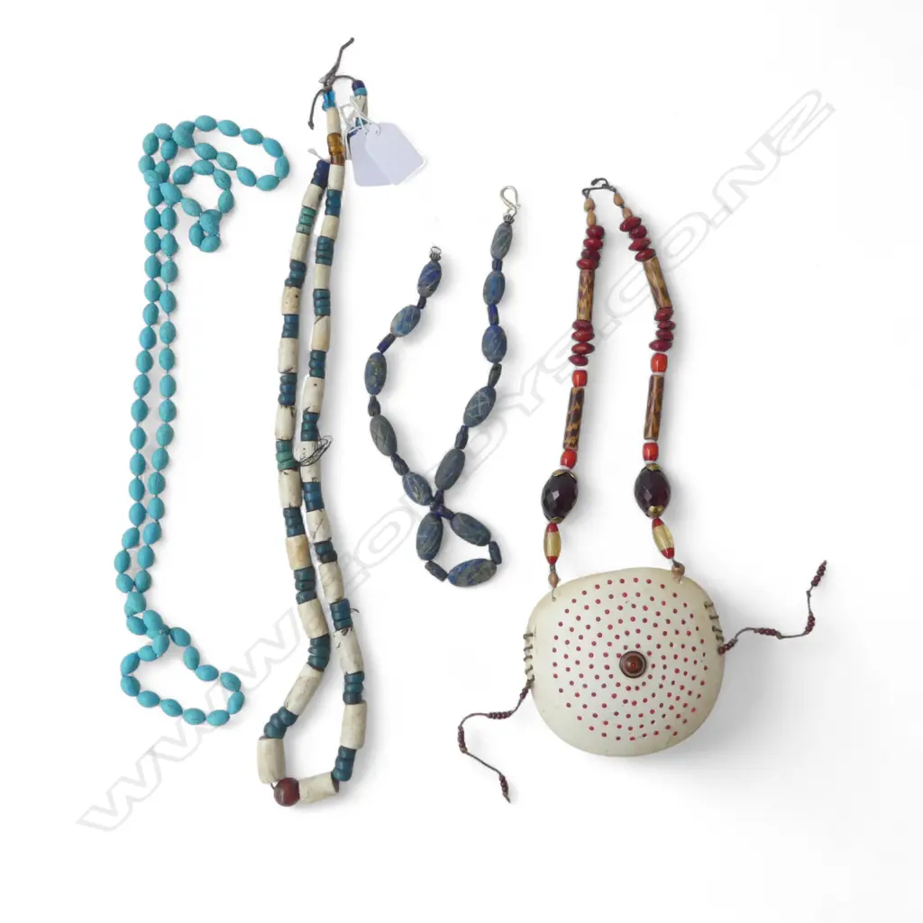 4 BEAD NECKLACES Image 1++