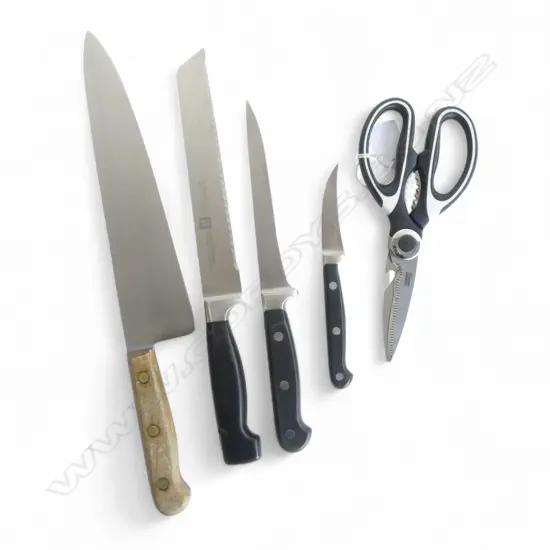4 KITCHEN KNIVES L.385mm + PR SCISSORS