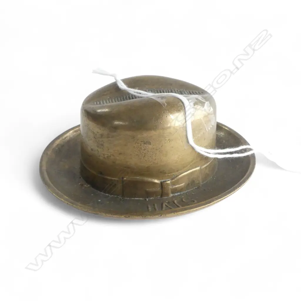 VINTAGE BRASS VESTA 'BATTERSBYHATS' Image 1++