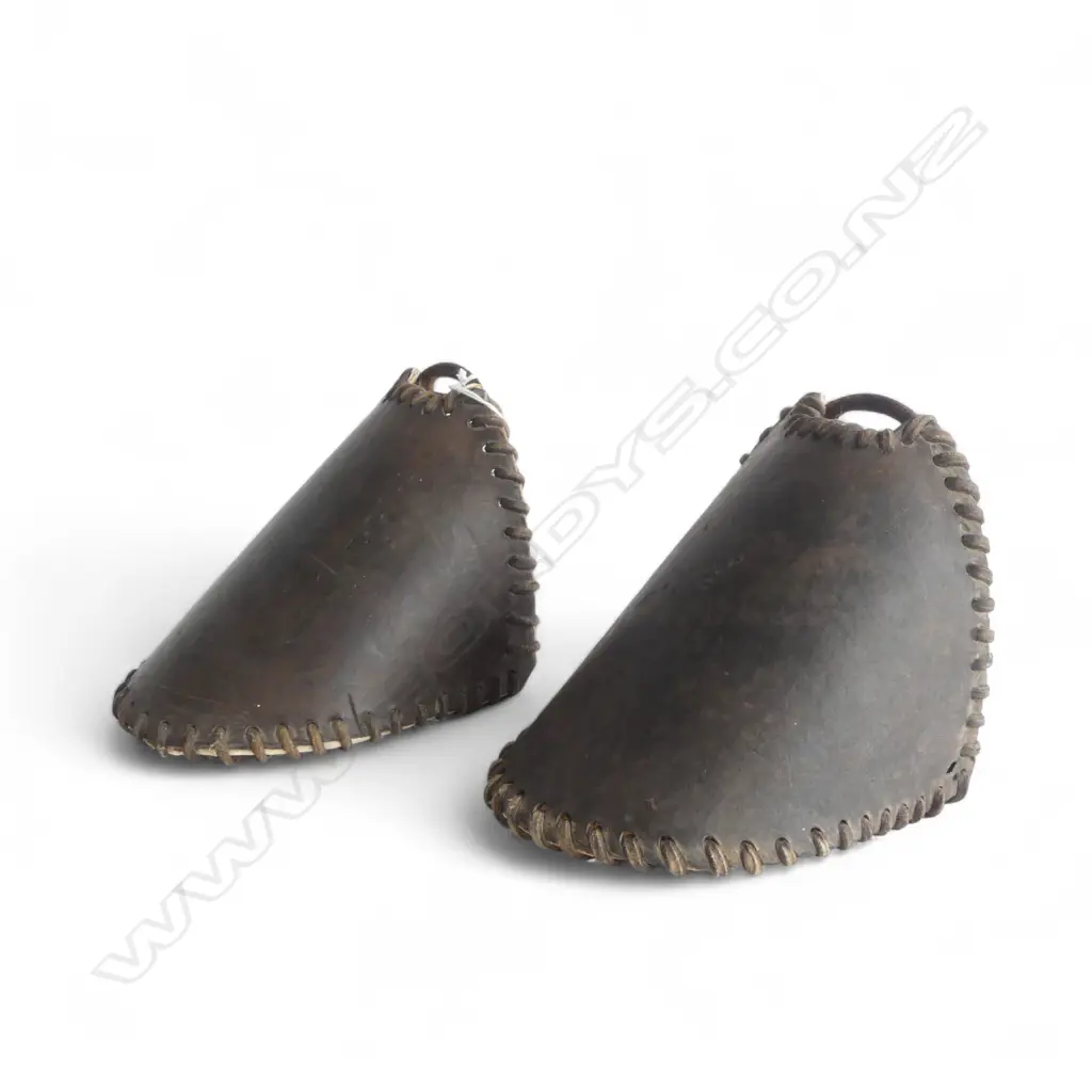 PR HANDSTITCHED HORSESHOES  Image 1++