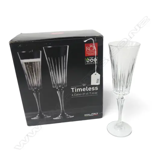 BOXED RCR CALCI CRYSTAL FLUTES