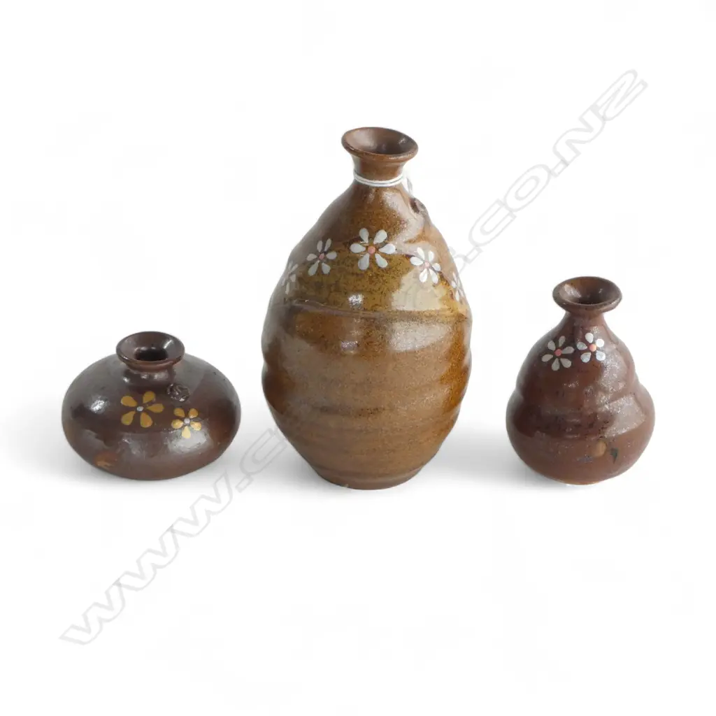 3 KEUM SUN LEE SML BROWN VASES, H.140, 80, 40mm Image 1++