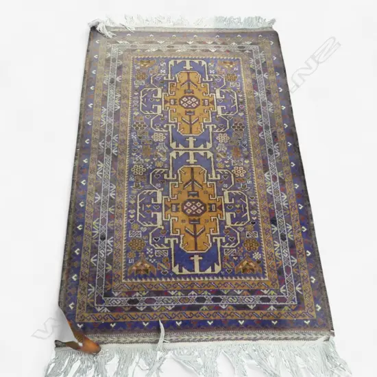 HAND KNOTTED WOOL PILE RUG 1300x840mm