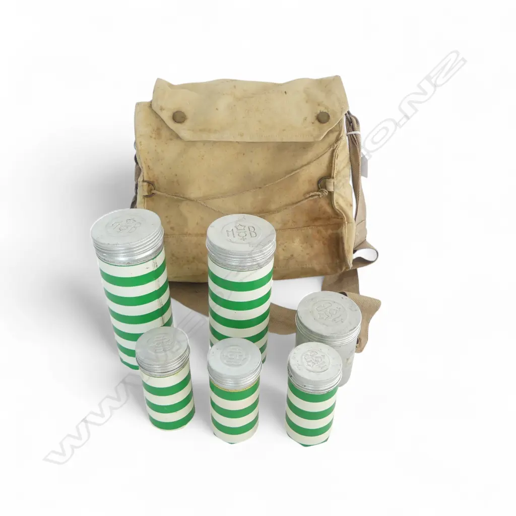 WW2 CANVAS SADDLEBAG H270 W270 WITH ALLUMINIUM BANDAGE TINS ETC Image 1++
