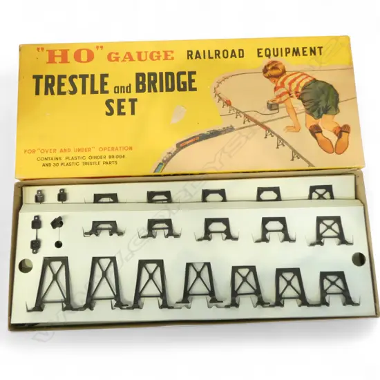 HO GAUGE VIRGINIAN EL-C ELECTRIC ENGINE & BOXED TRESTLE BRIDGE SET