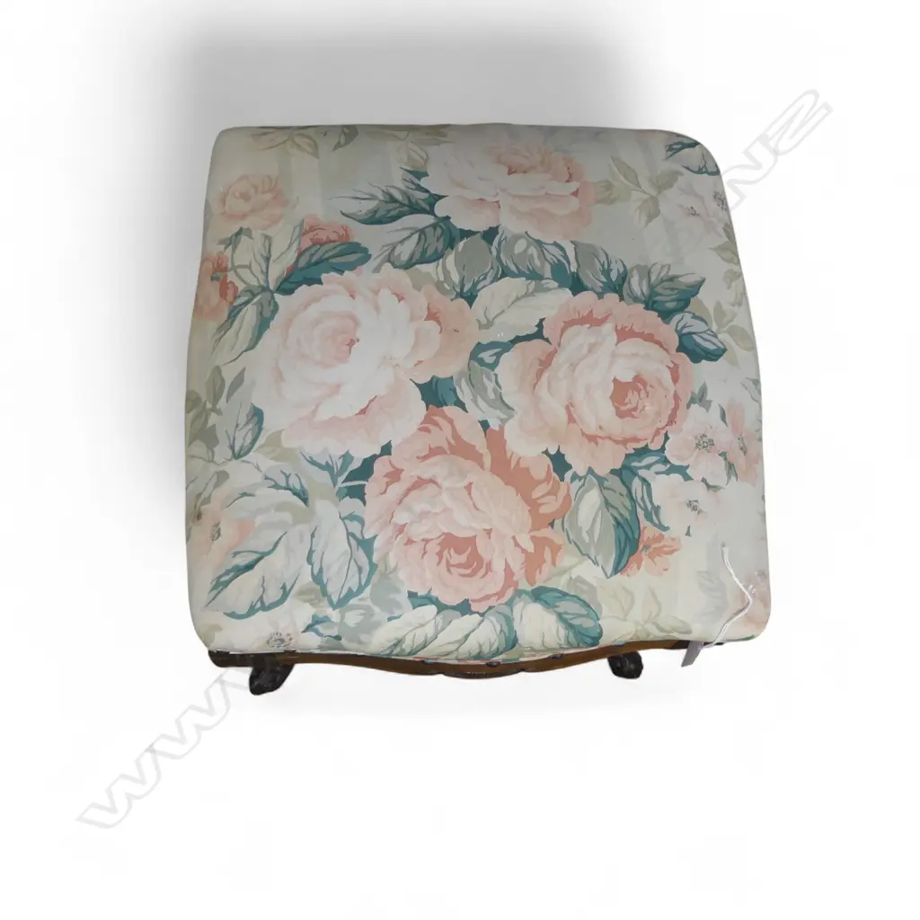 STOOL w. CHINTZ UPHOLSTERY - BORER Image 1++