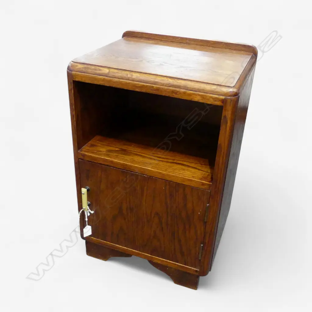 SMALL DECO OAK CABINET, BORER TO BASE H.620mm Image 1++
