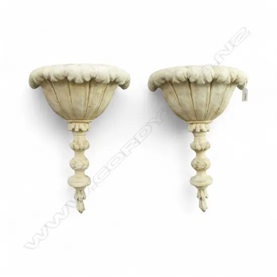 PR WALL MOUNTED CONCRETE PLANT POCKETS H.430mm