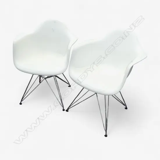 VITRA EAMES DAX ARMCHAIR - MADE IN GERMANY, AS NEW