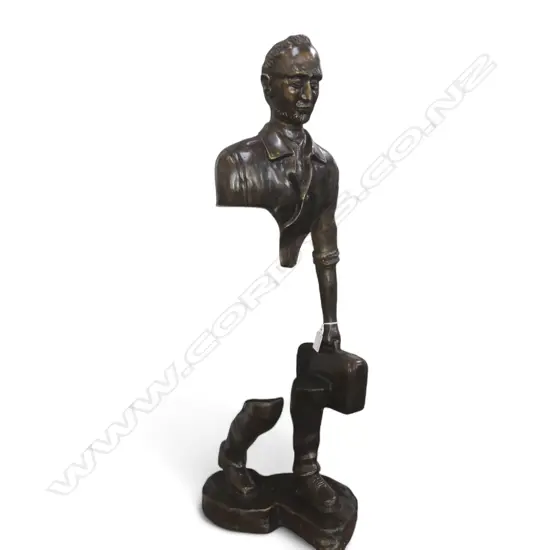 LG BRONZE WALKING MAN SCULPTURE H.760mm
