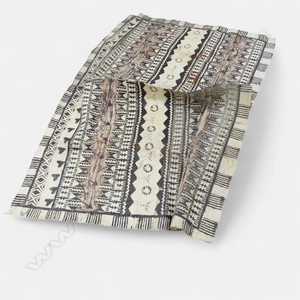 TAPA CLOTH Image 1++
