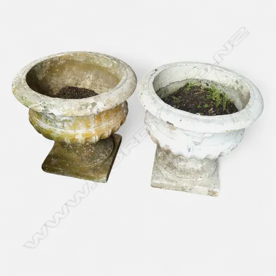 PR WHITE PAINTED CONCRETE URN PLANTERS H.350mm