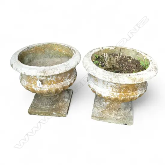 PR WHITE PAINTED CONCRETE URN PLANTERS H.350mm
