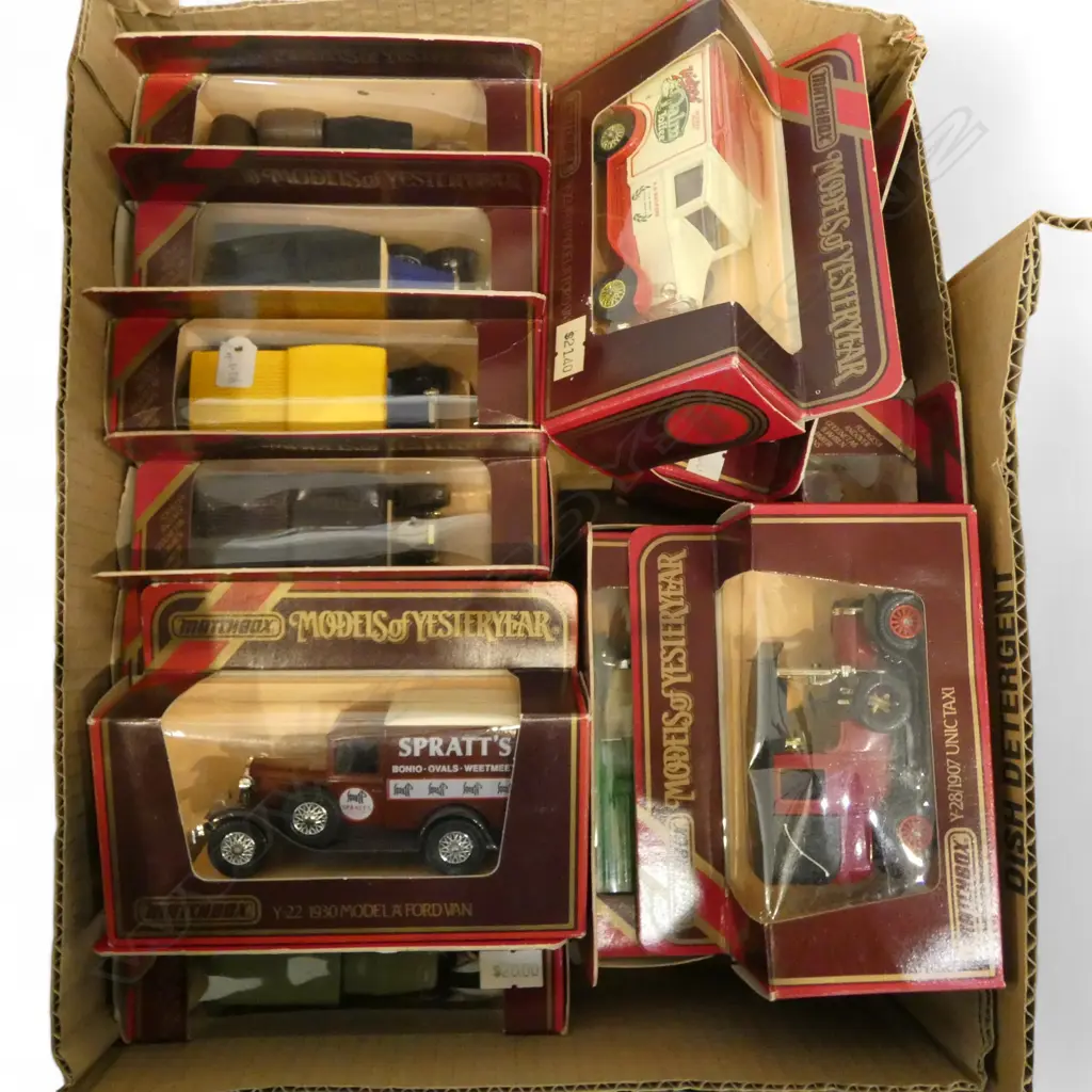 12 BOXED MATCHBOX MODELS OF YESTERYEAR  Image 1++