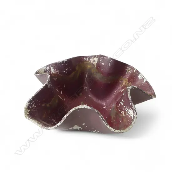 WILLIE GUHL STYLE WAVY GARDEN PLANTER 485mm dia