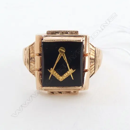 9ct MASONIC LODGE GENTS ROSE GOLD SIGNET RING 5.2 GMS (Near new condition) size U