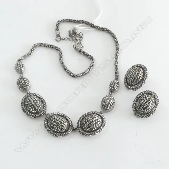 VINTAGE SILVER & MARCASITE VINTAGE NECKLACE & EARRING SET